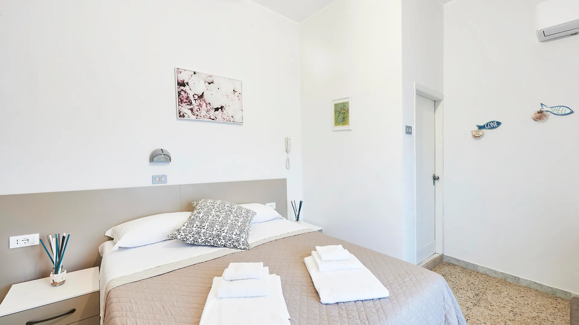 Hotel A Casa Nostra Rimini 3*,  Olaszország