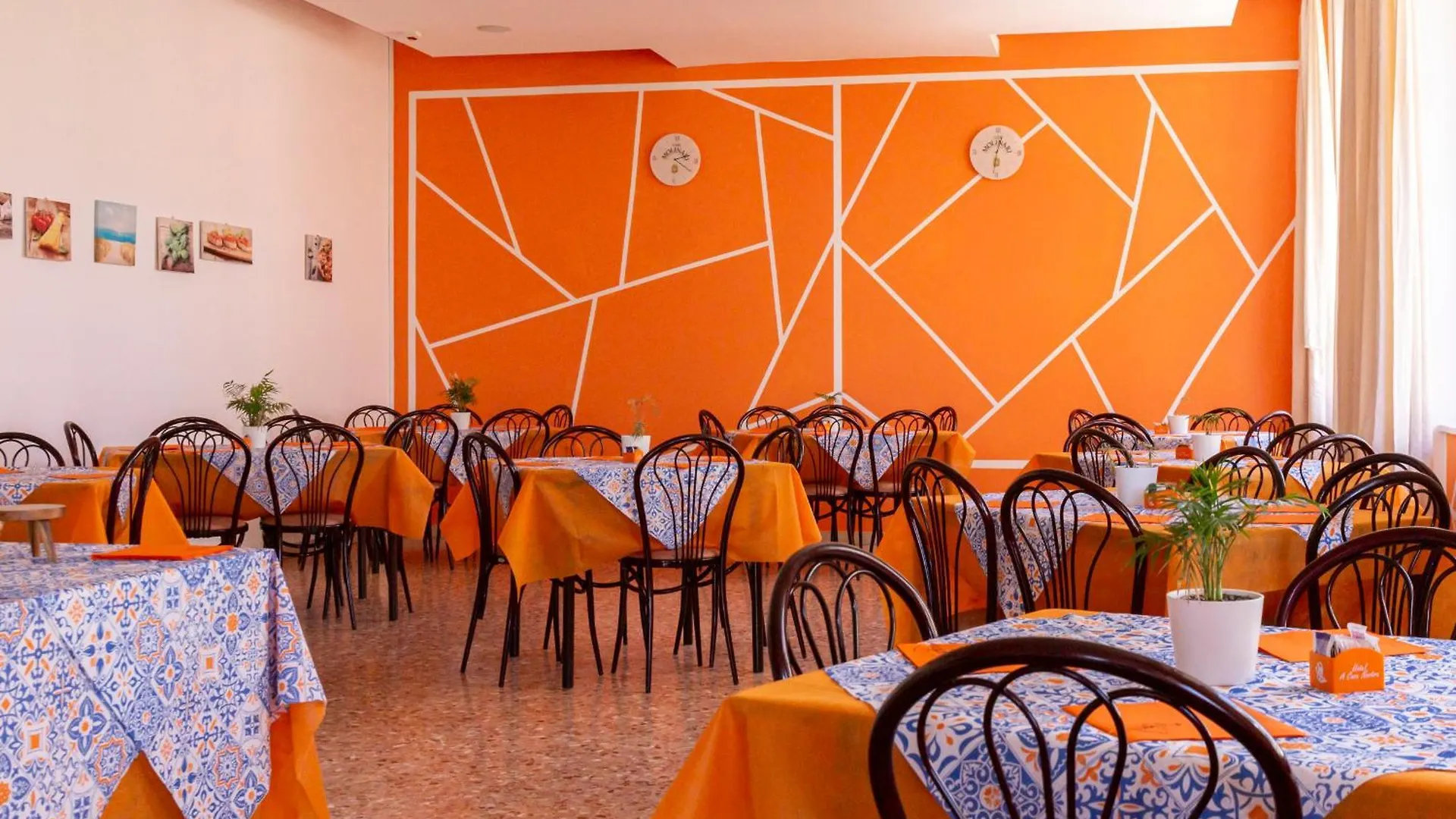 Hotel A Casa Nostra Rimini 3*,